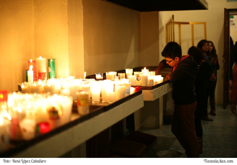 La noche que nadie duerme, Las alfombras huamantla 2015 - Foto