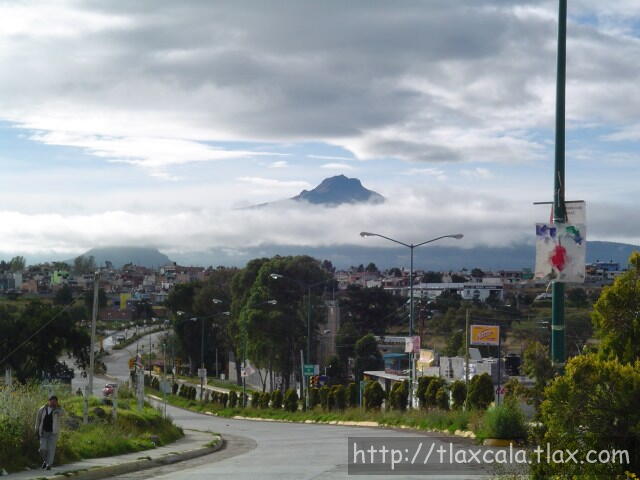 Apizaco al pie de la Malinche